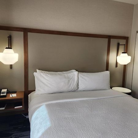 Fairfield Inn & Suites Riverside Corona/Norco Eksteriør billede