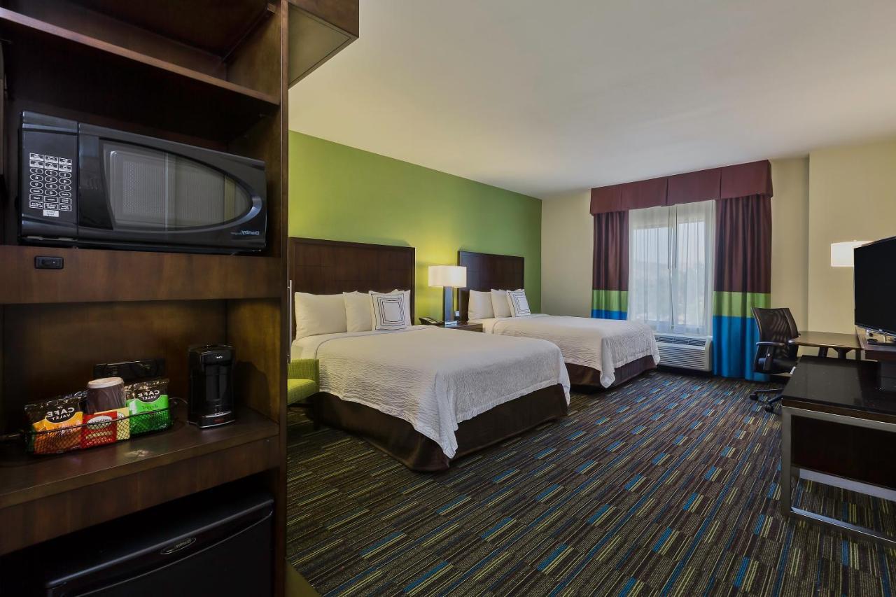 Fairfield Inn & Suites Riverside Corona/Norco Eksteriør billede