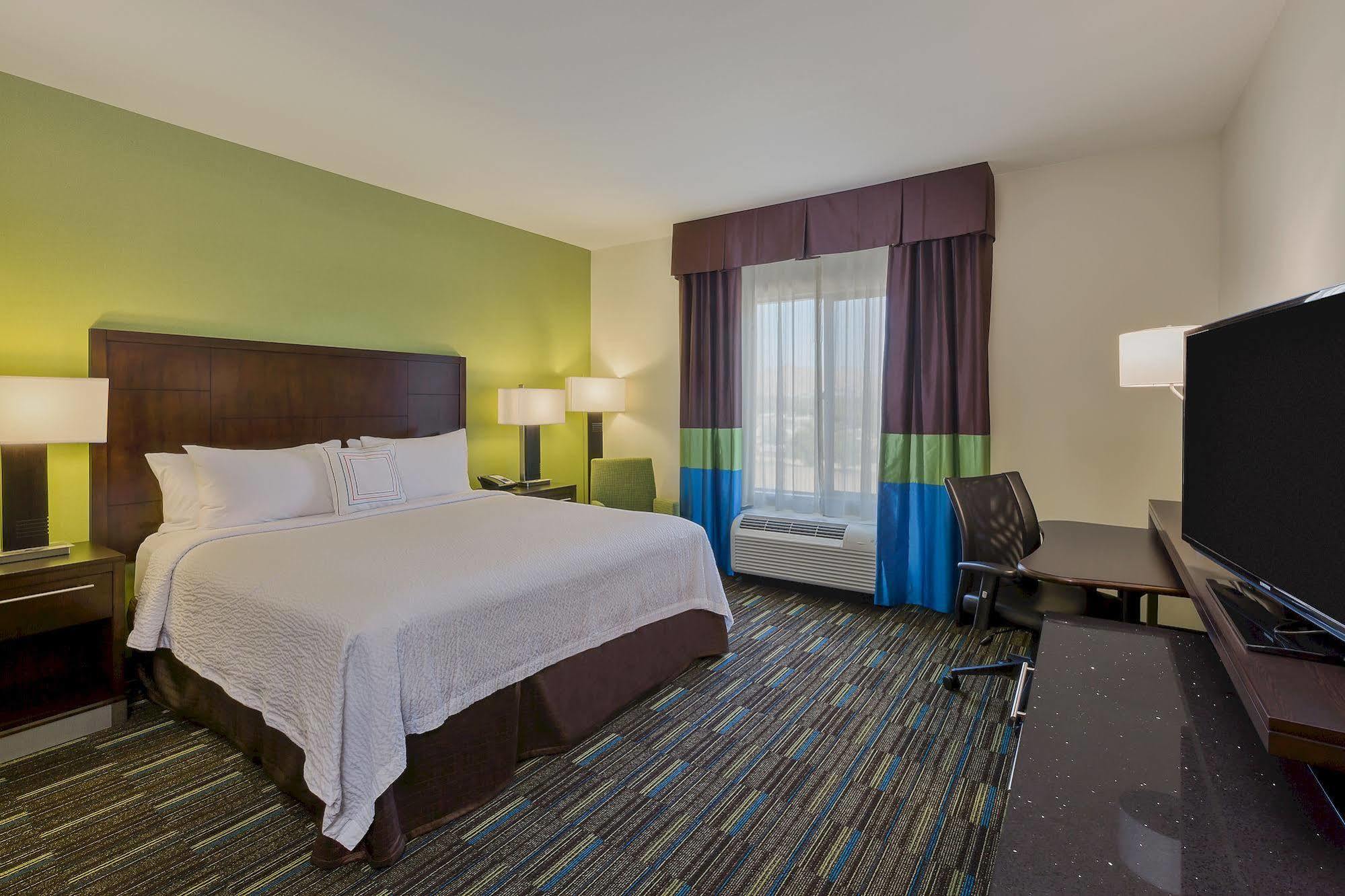 Fairfield Inn & Suites Riverside Corona/Norco Eksteriør billede